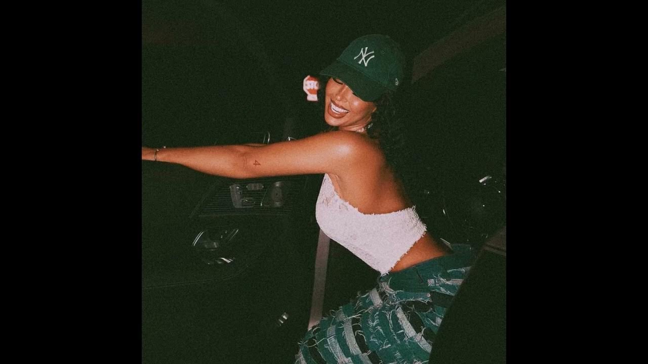 (FREE) R&B Type Beat - ''Too Late'' | Smooth Freestyle RnB 2025