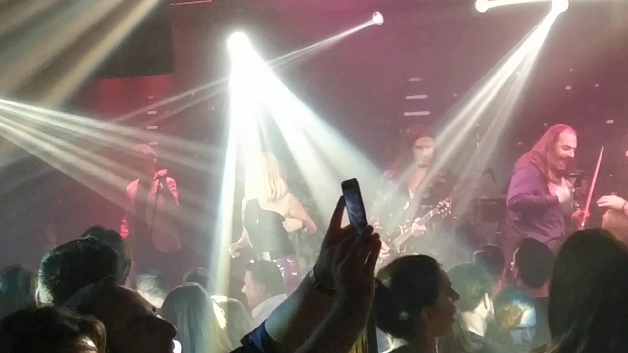 Άννα Βίσση - Μπαμ και κάτω (Barbarella Live Party)