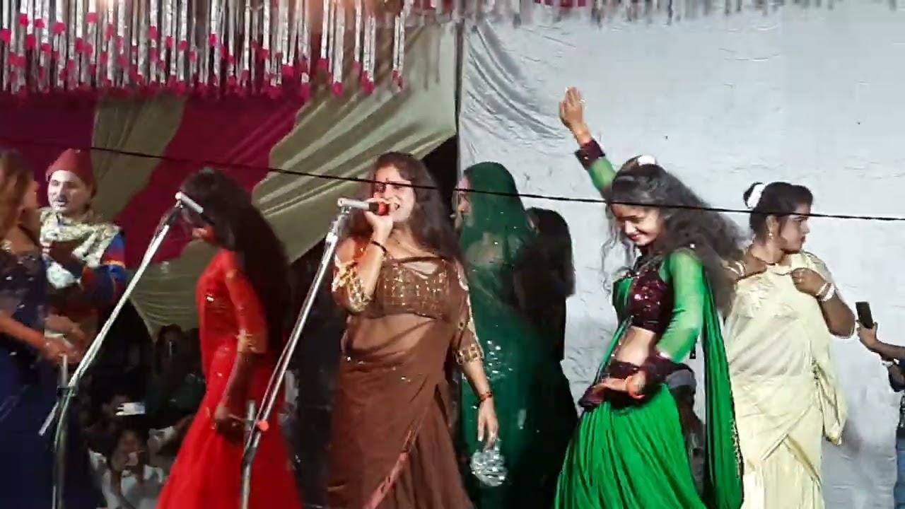 batasha Luta De Bhai Angne Mein