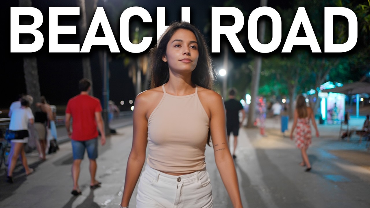Magnificent crowd on Beach Road 🏝️ Pattaya