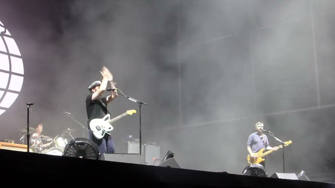 Supergrass - Pumping on Your Stereo (live in Athens @ReleaseAthensFestival  2025)
