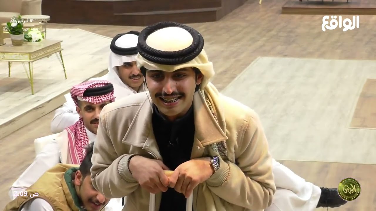عايض شخصيته إلى الآن ماطلعت على البث ! | منصور آل زايد #البزنس36