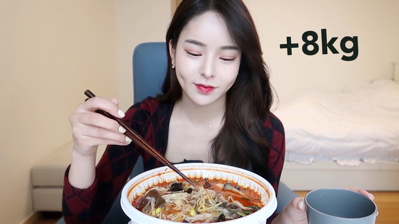 마라탕 먹고 8kg 찐 여자의 애증의 마라탕 먹방 (feat.마카롱, 고량주)