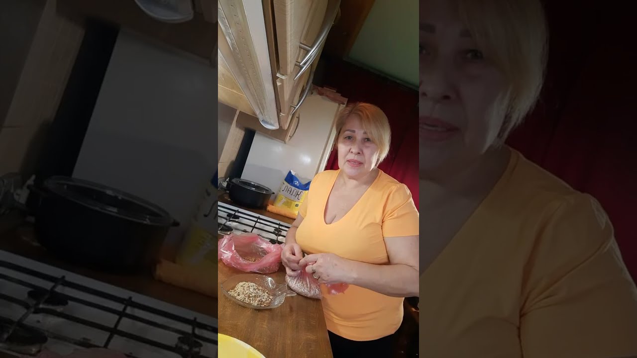 ГАЛЕТНОЕ ПЕЧЕНЬЕ С КУНЖУТОМ И БЛИНЧИКИ ГОТОВЛЮ И ОБЩАЮСЬ СО ЗРИТЕЛЯМИ В ПРОШЛОМ ЭФИРЕ