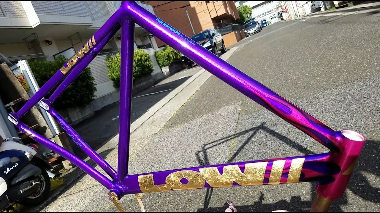 オートバイの塗装屋がピストバイクを塗るとこういうことになる　「カスタムペイント編」