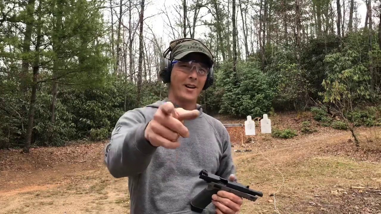 CZ P-09 против CZ SP-01 Tactical