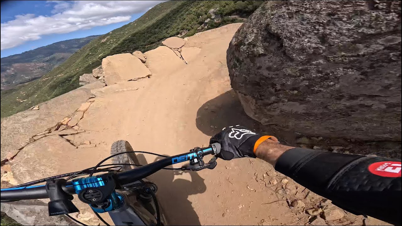 COYOTE CHASE TRAIL(Luiseno Bike park Pauma,Ca) Cool Rock Berm! My favorite trail at this park!😊🤘
