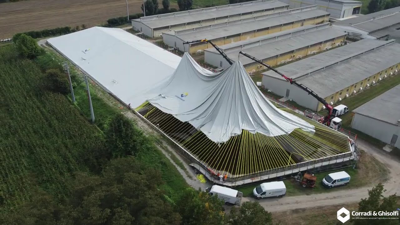 Copertura record per una vasca liquami 126x34m | Corradi & Ghisolfi