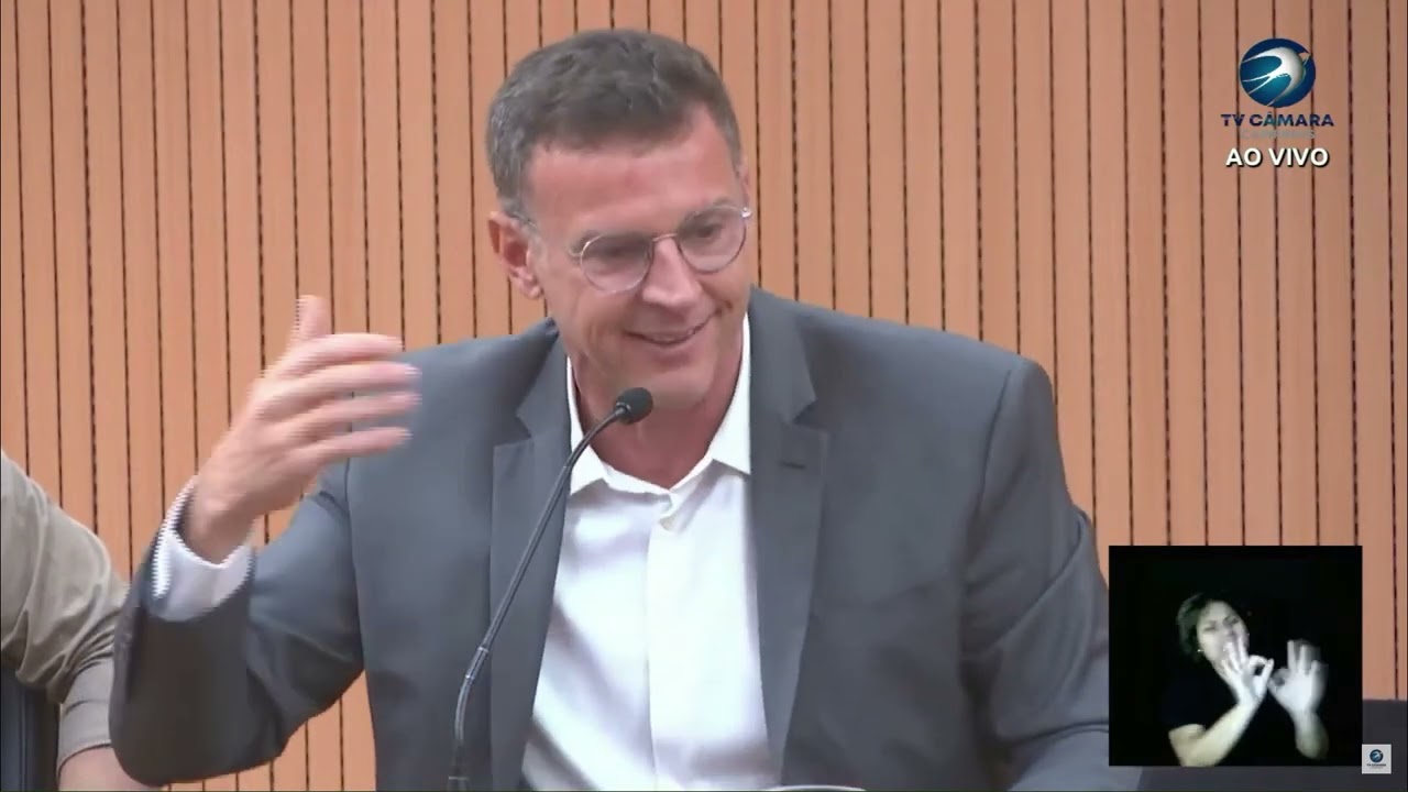 Eduardo Moreira fala do surgimento do ICL e das melhores formas do campo progressista se comunicar