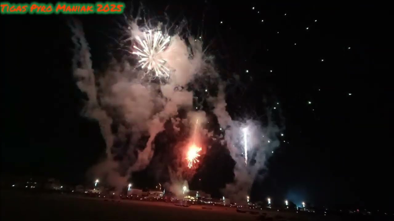 Sessão de Fogo na Festa Nossa Senhora da Nazaré 2025 - Praia da Aguda, Vila Nova de Gaia (dia 23)