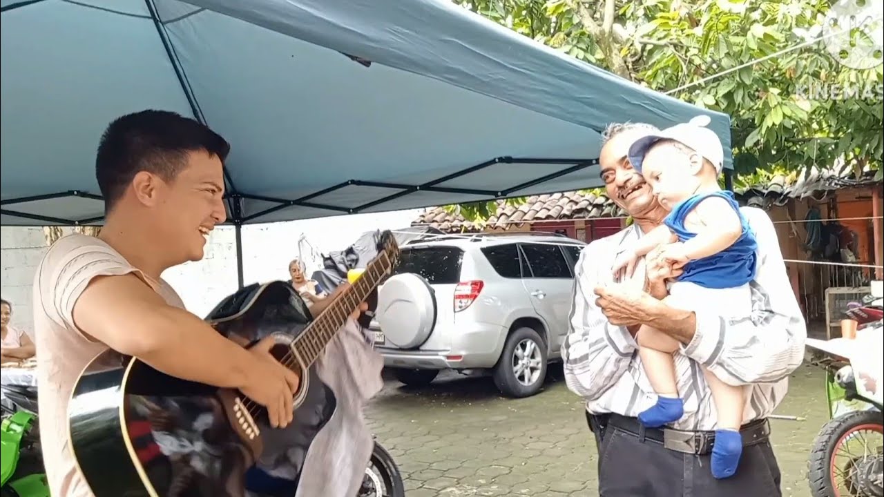 JURGEN le da SERENATA a su HIJO en su CUMPLEAÑOS 🎂🎉🎉🎁🎂