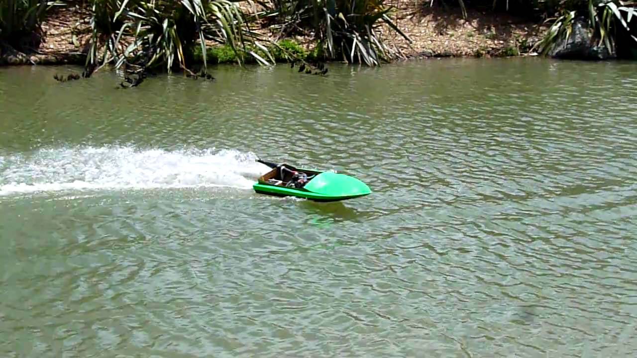 Snikwah's RC Model jet boat