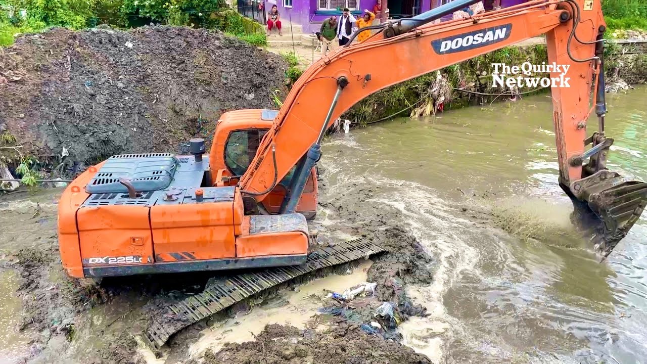 Reviving Rivers: How an Excavator Turned a Polluted Waterway Clean |JCB | Bulldozer #heavyequipment