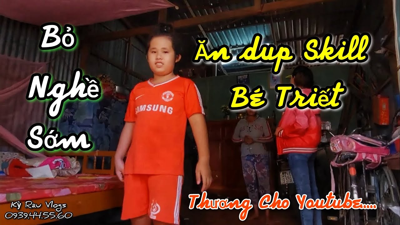 Bé Triết mới nhất : Xót Xa Nữ youtube dính Chiêu khi đang Gửi quà khán giả