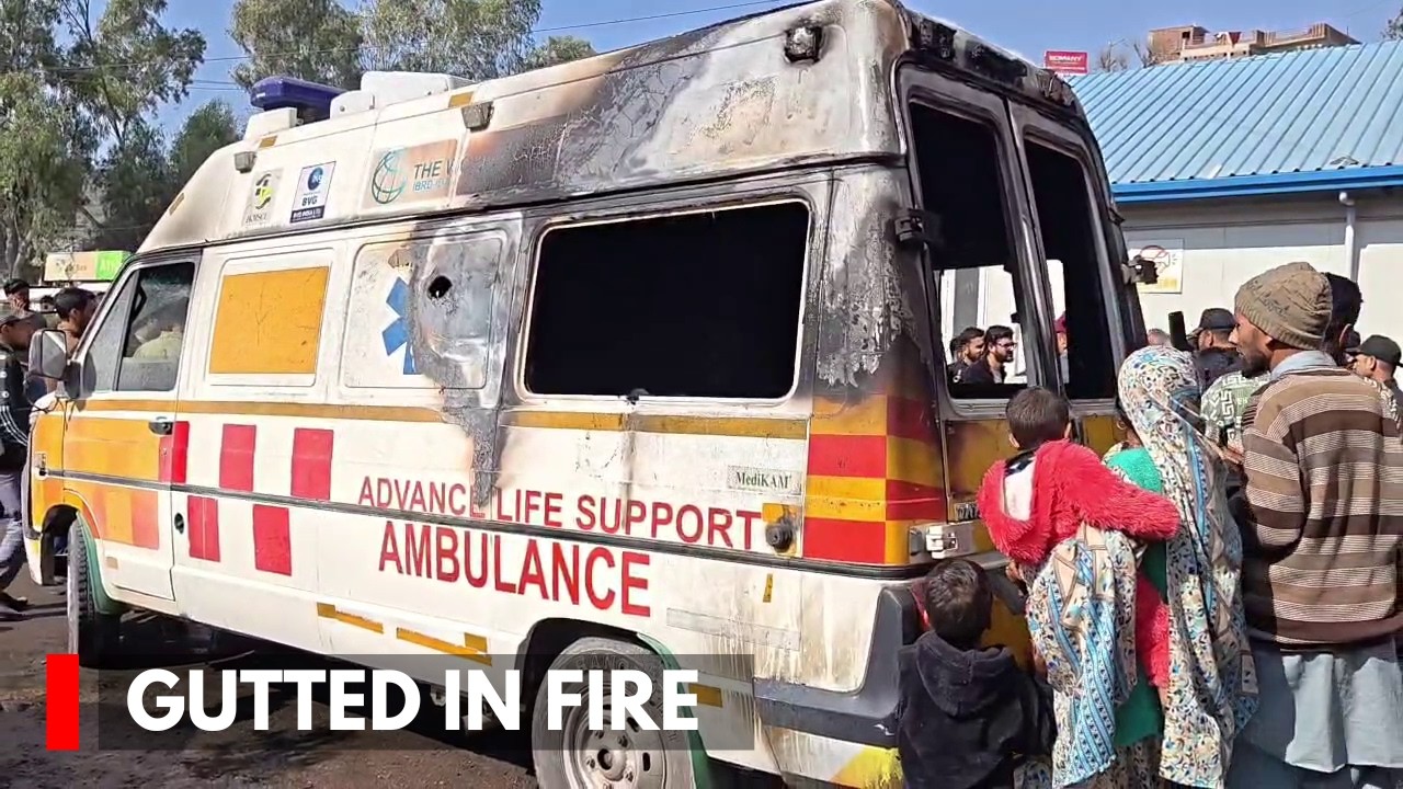Ambulance Gutted in Fire at GMC Rajouri; Short Circuit Suspected