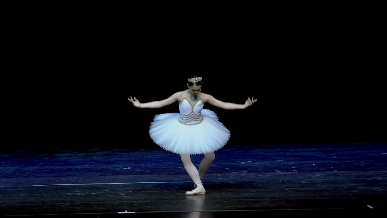 Sentimental Waltz - Christy Yip