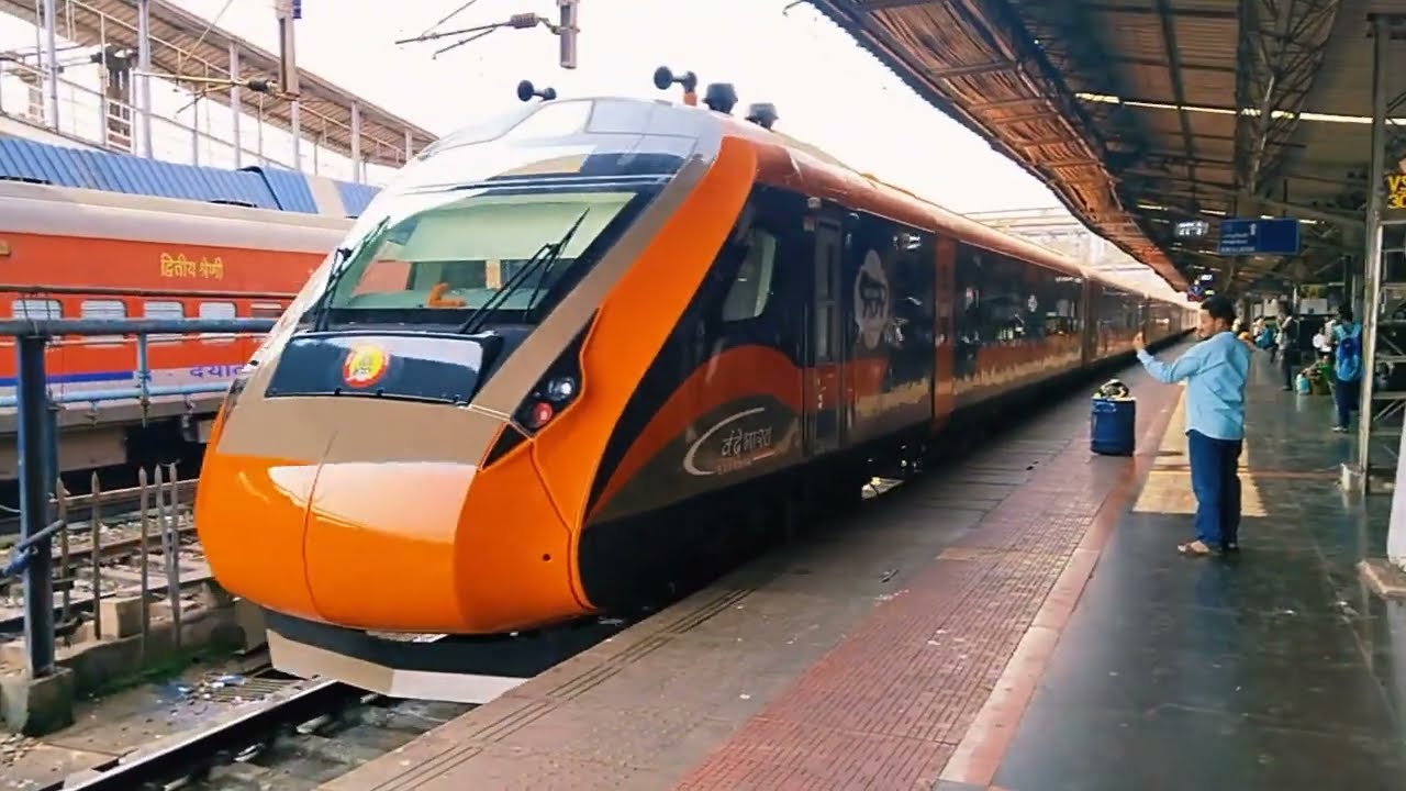 The Tangy Orange Vande Bharat Train get ready to Trail run from VSKP-BBS in PF-1 in Visakhapatnam❤️