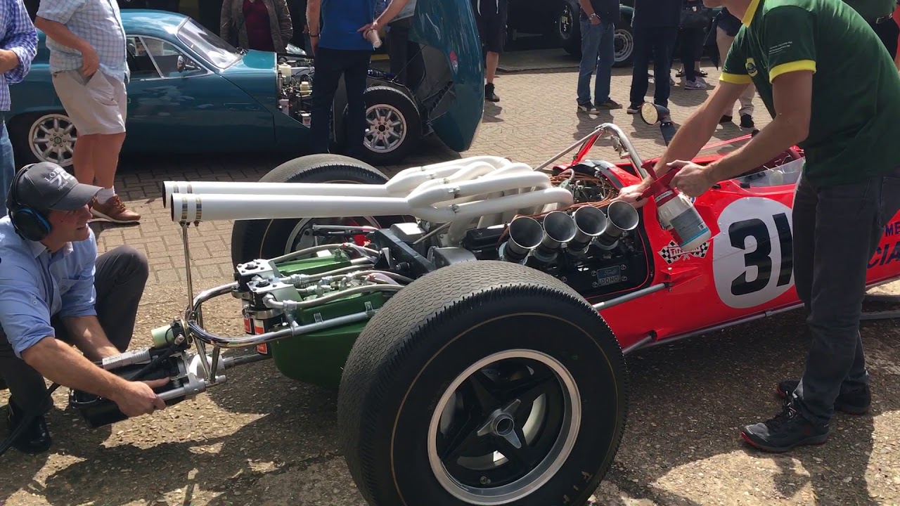 Jim Clark’s restored 1967 Lotus 38 Indy Car fires up