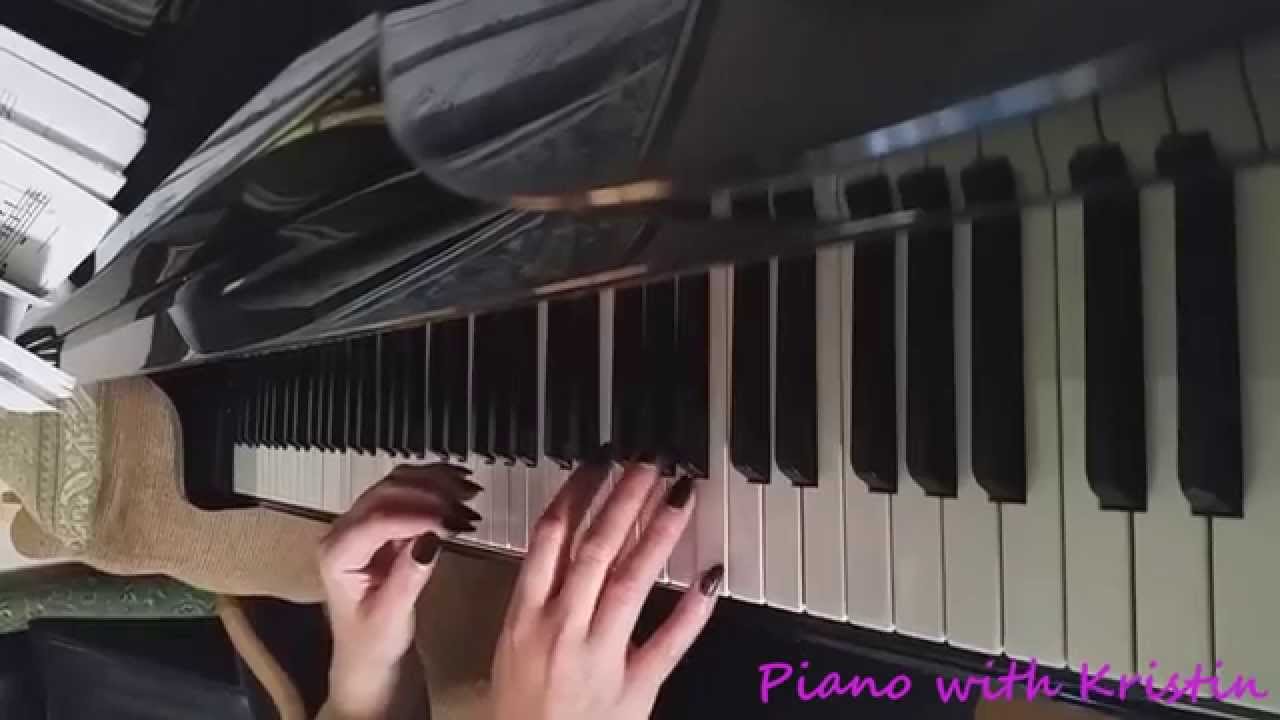 Yes, you can play piano with long nails. My opinion