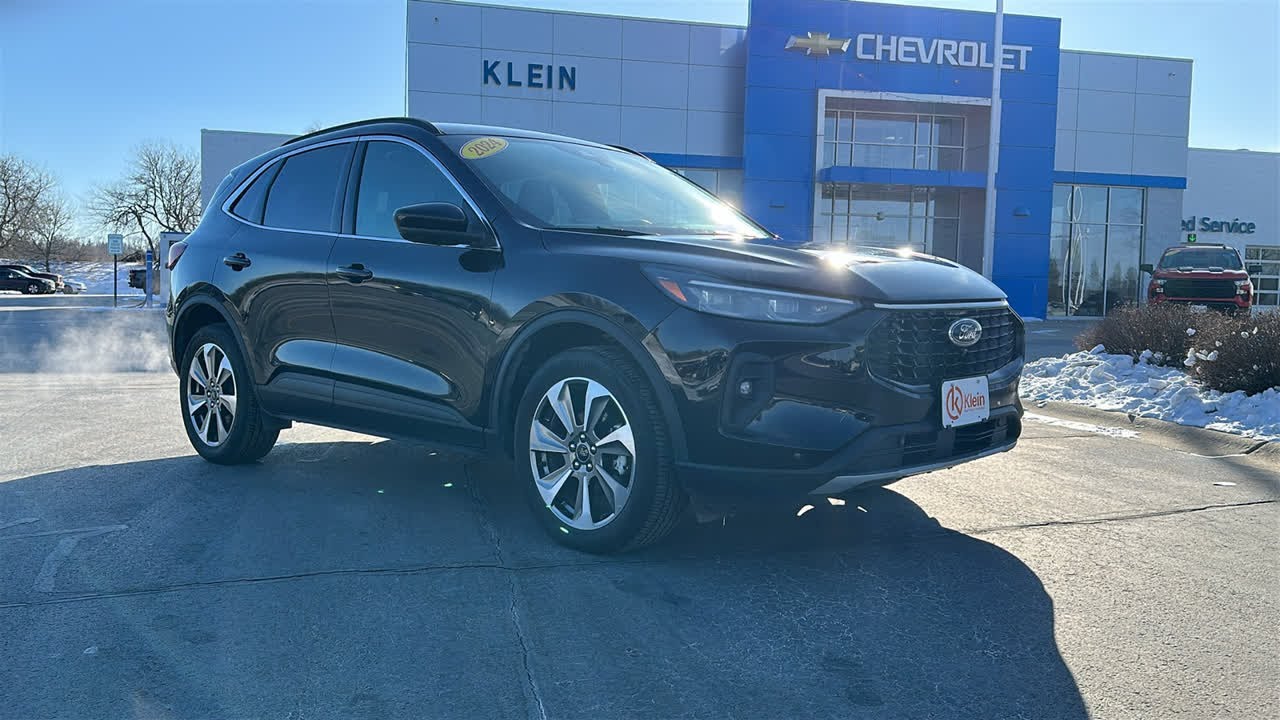2024 Ford Escape Platinum Clintonville, Shawano, New London, Appleton, Green Bay WI