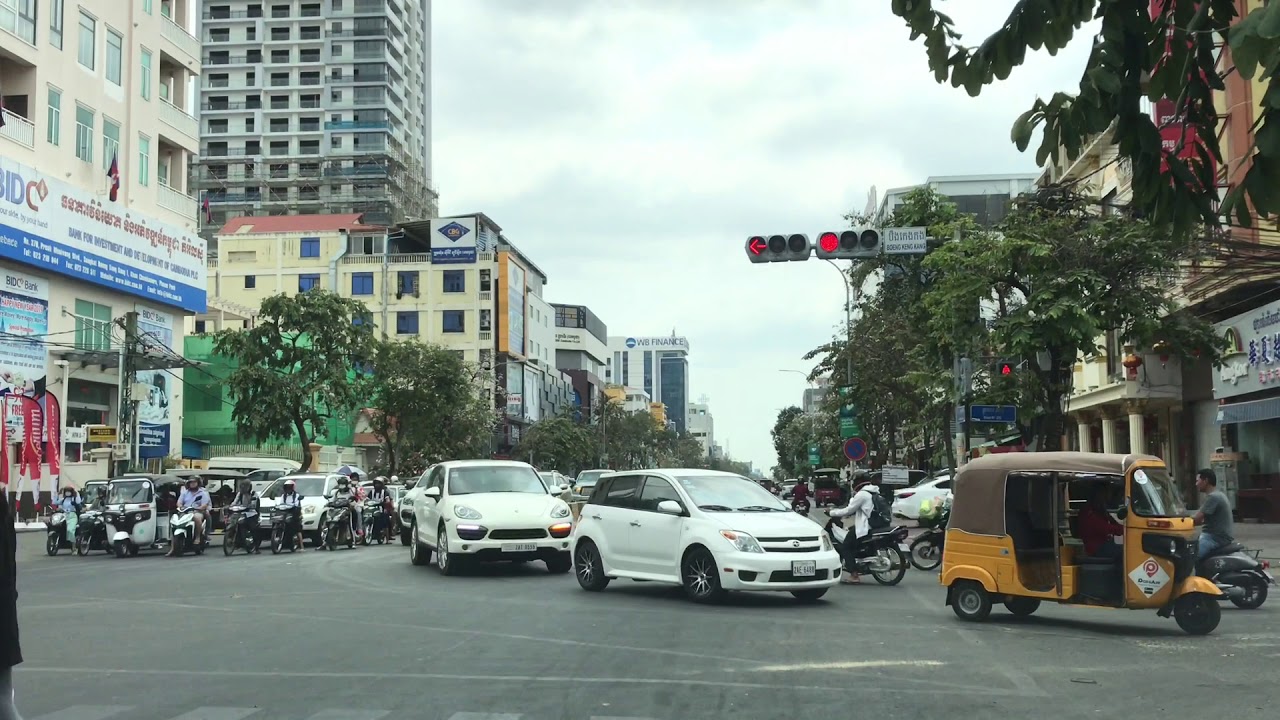 Traffic Road in the Northern Phnom Penh City on 25 Feb 2019, Stuck