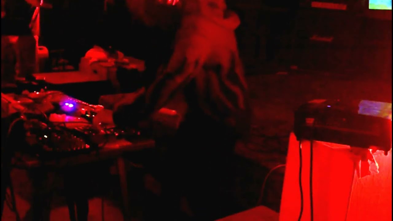 Psychiceyeclix Live@New River Studios #circuitbent #drumandbass #breakbeat #bassmusic #glitch #music