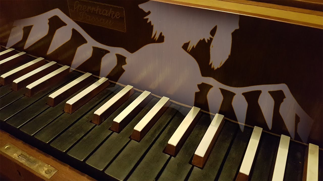 Bad Apple!! (PV ver) // Harpsichord Cover