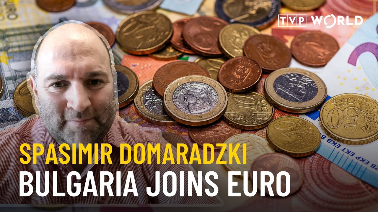 Bulgaria adopts the euro amid political distrust | Spasimir Domaradzki