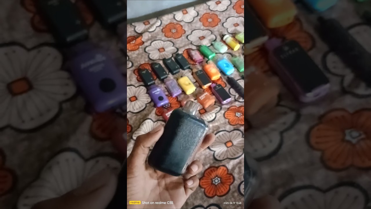 vape unboxing #vapelove #new #shortvideo #IGET #elfabar #trding