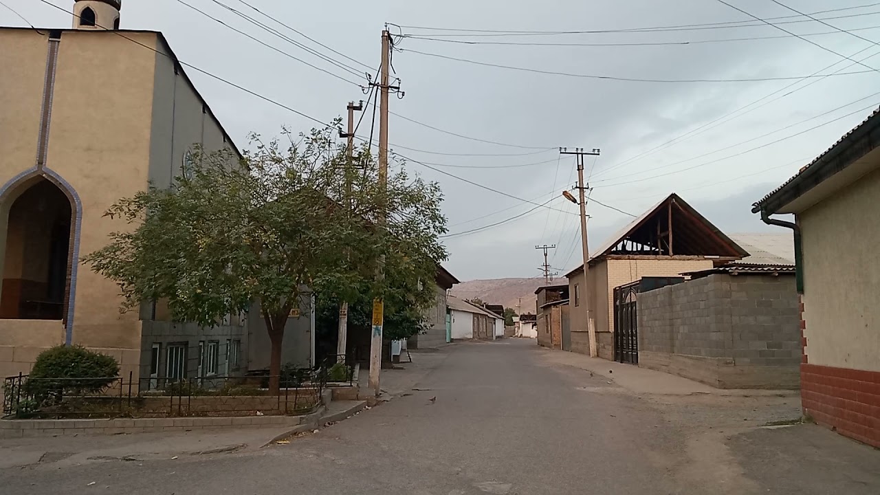 Сузак.Улица  Мадаминова
