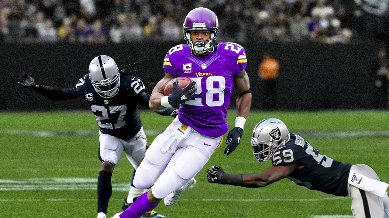 10 Hardest To Tackle Running Backs in NFL History