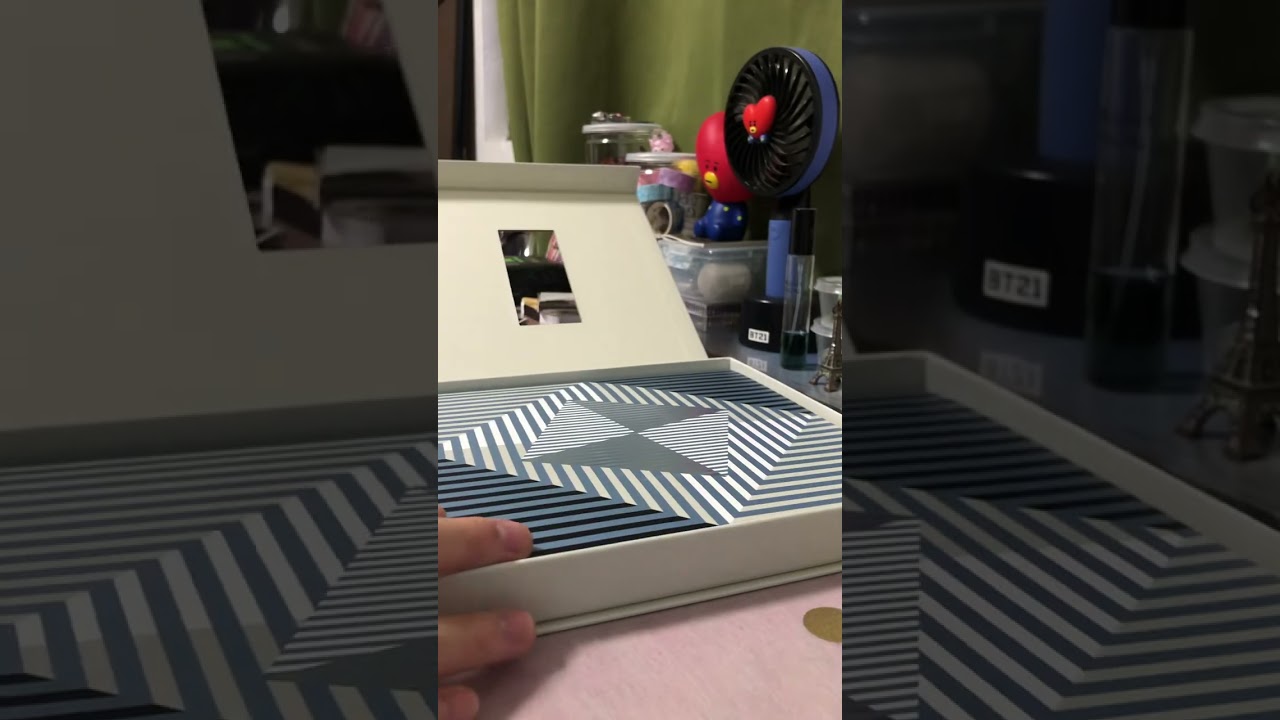 flipping through Enhypen Dimension : Answer album 