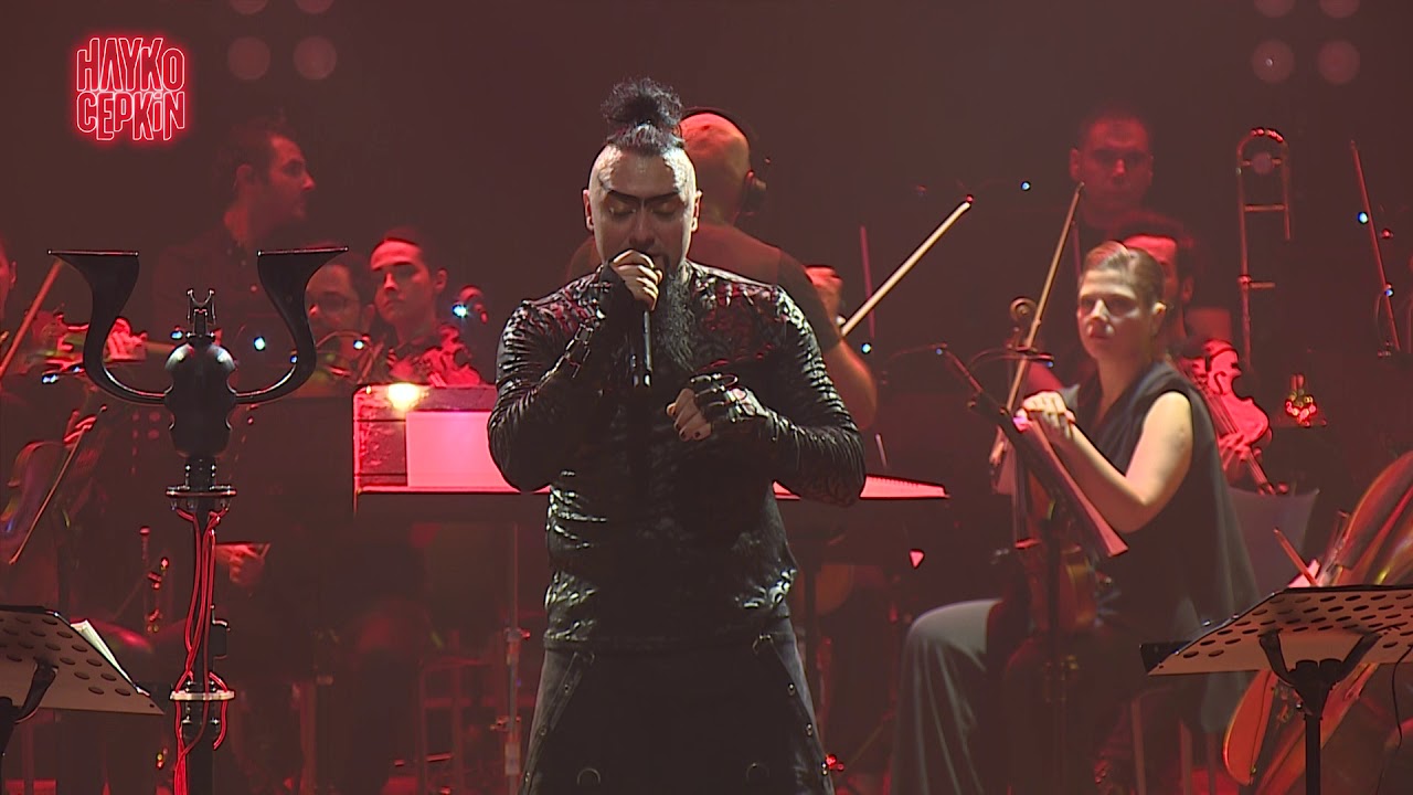 16- An Epic Symphony & Hayko Cepkin - Issızlığın Ortasında