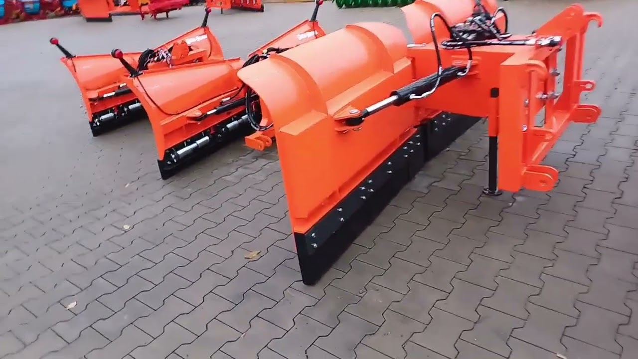 Pługi do śniegu firmy Metal-Technik.