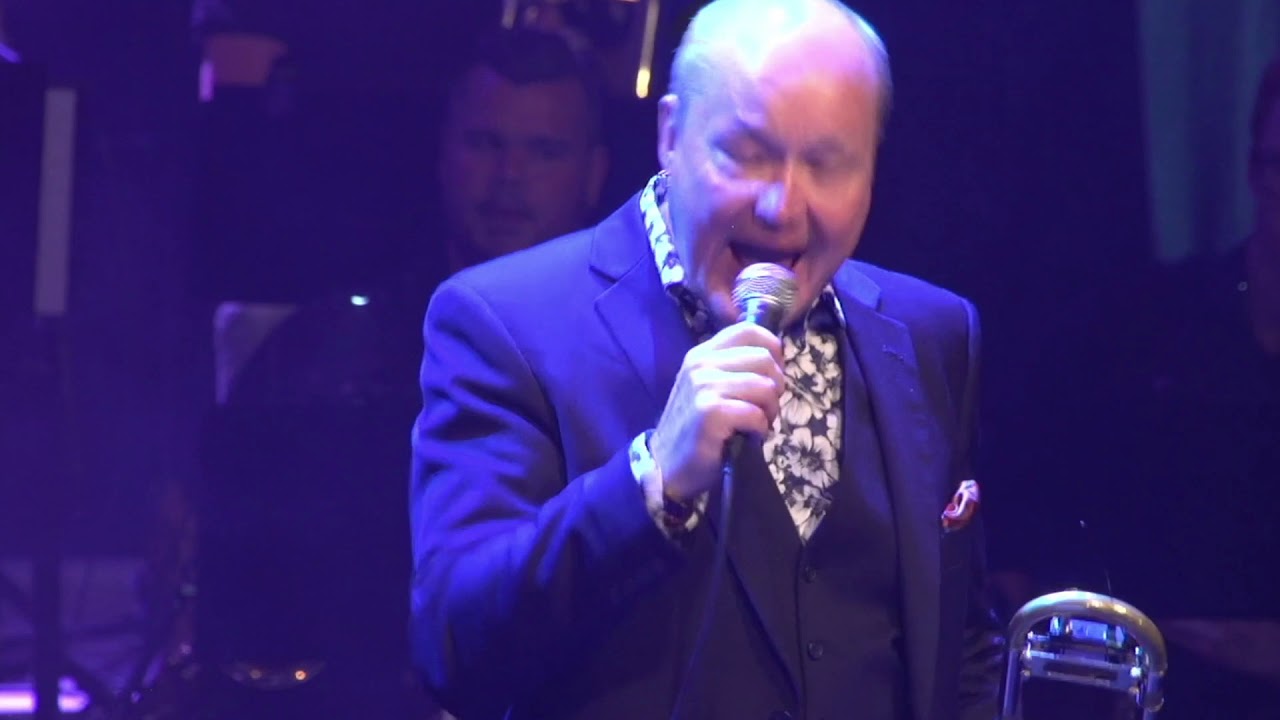 10. Ain't Nobody med Åmål Big Band & Nils Landgren