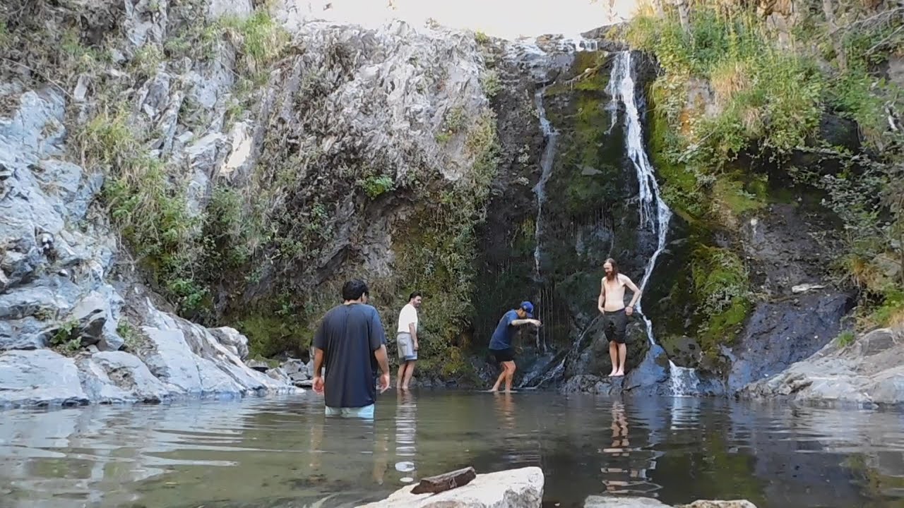 Hiking Cooper Canyon Falls