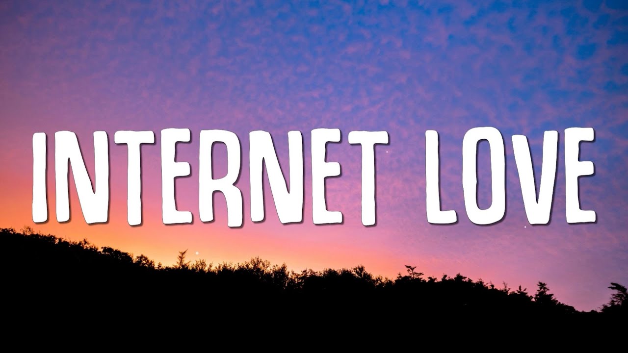 IVOXYGEN - INTERNET LOVE (Lyrics)