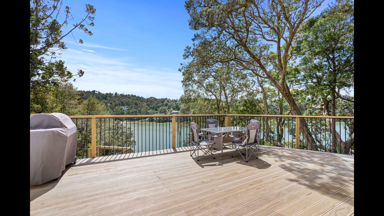 44 Paturoa Road, Titirangi - Above the Tides at Titirangi