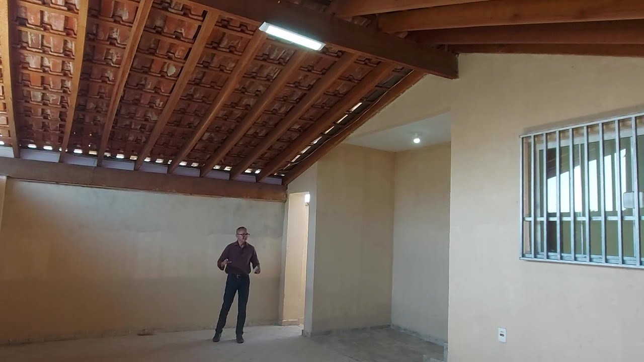 LINDA CASA 271, 36m², 3 DORMITÓRIOS, QUINTAL E ÁREA GOURMET + QUARTO E BANHEIRO - PINDAMONHANGABA/SP