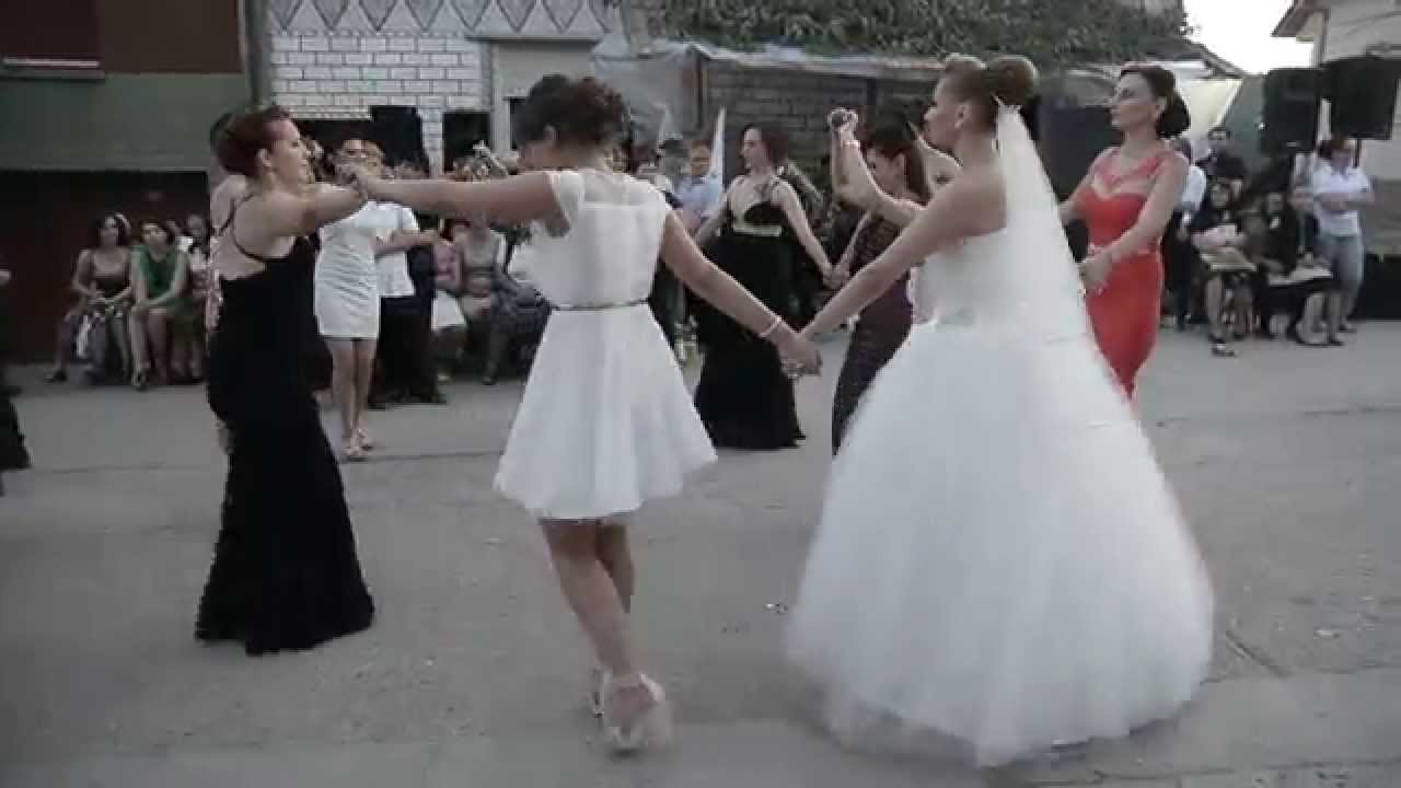 traditional romanian wedding