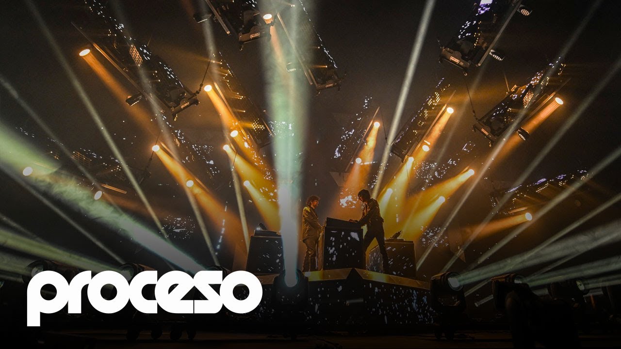 Justice, arte futurista ante más de 11 mil en el Palacio de los Deportes