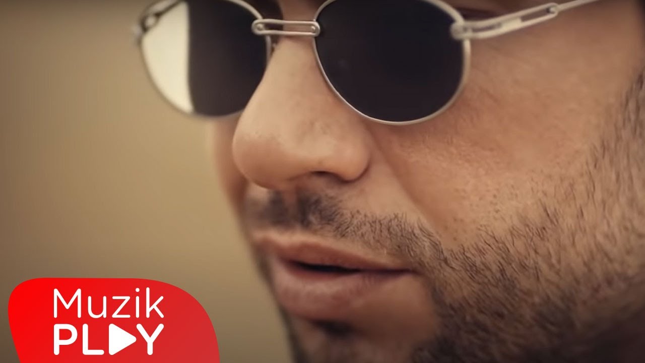 &Ouml;zg&uuml;n - İnsaf (Official Video)