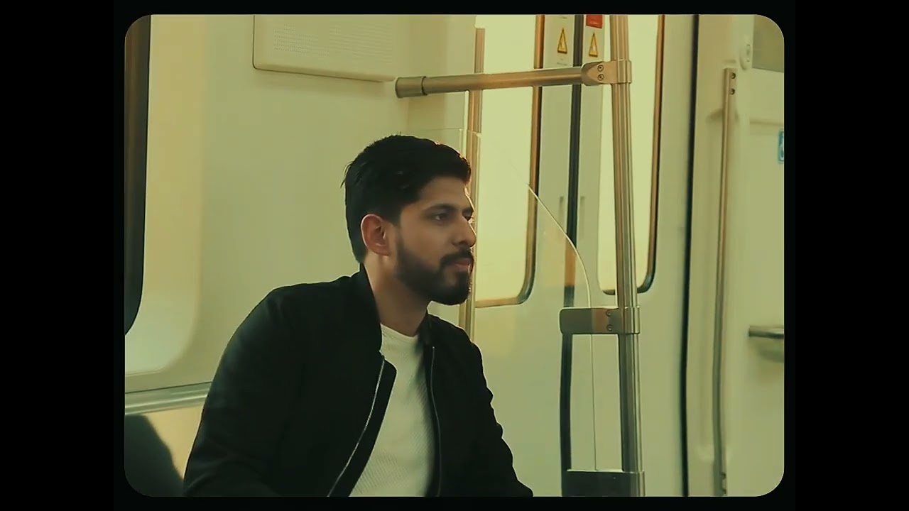 Petit trajet dans la ligne Orange de Lahore | Syed Muheeb Ali #shorts