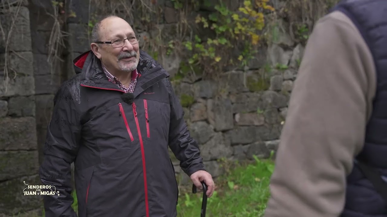 Juan y Migas en el Camino Natural de Villablino a Villaseca.