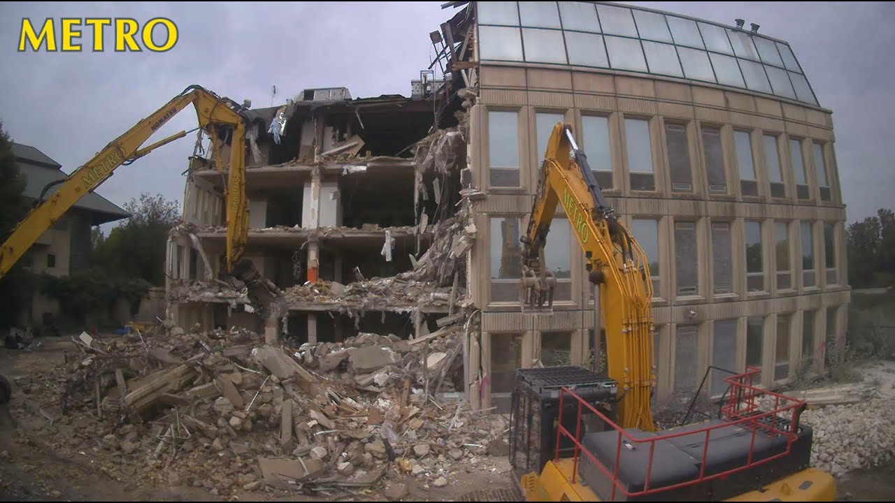 Demolition Timelapse - Maple Cross