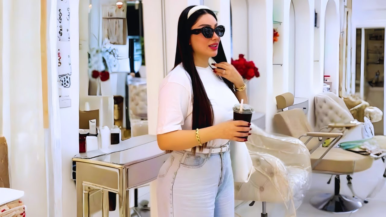 Sayna Azizi: The Woman Redefining Beauty and Keratin Trends