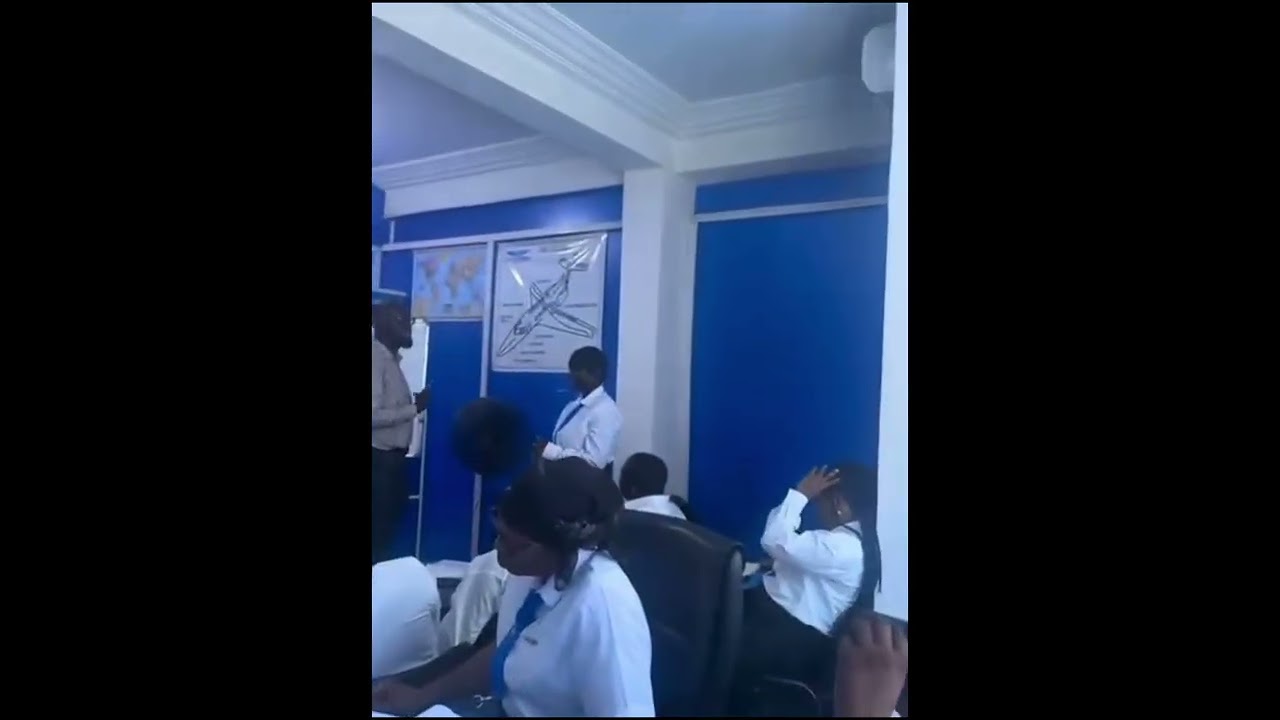 Helicopter Landing Officers Course at Universal Sch.of Aviation 
