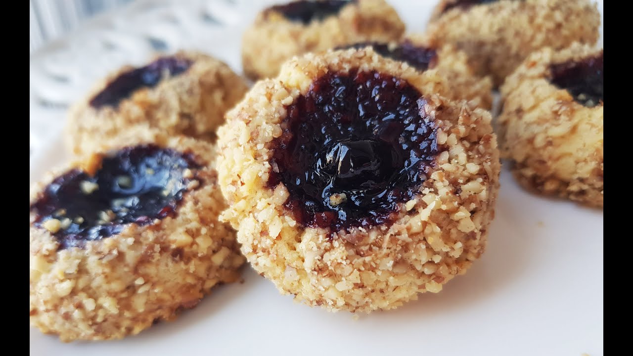 Fursecuri "Amprenta" cu gem si nuci | Thumbprint Cookies | Deyu's Delights
