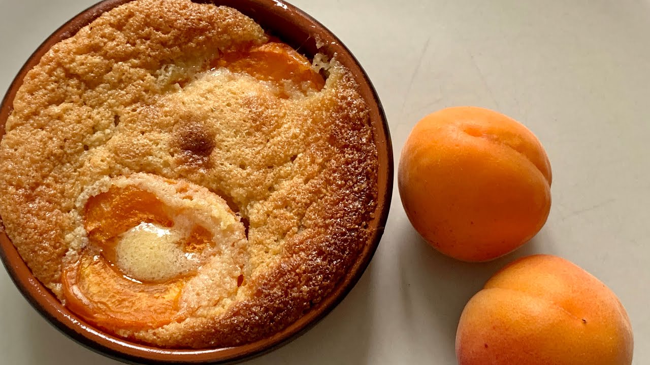 Mandel-abrikostærter 🍑🥧 Små mazarintærter med abrikos og mandelmel - 