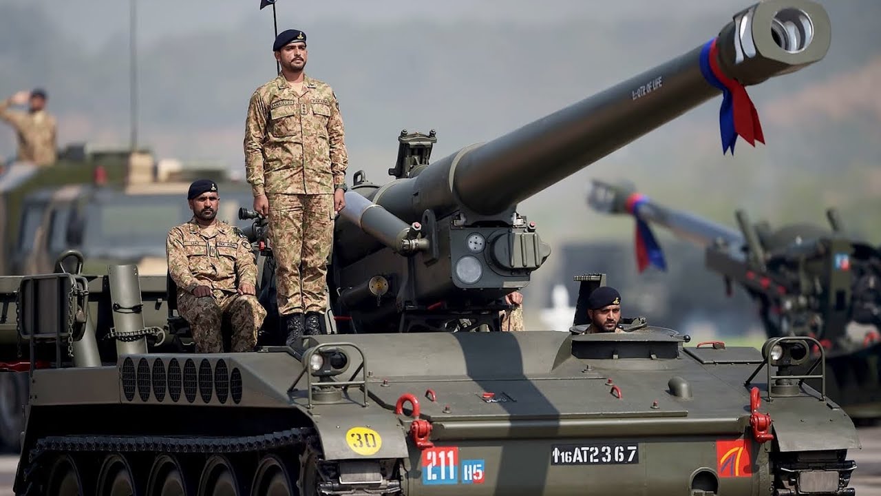 Pakistan Army's Most Powerful Artillery Weapons | Long-Range Destruction Machines